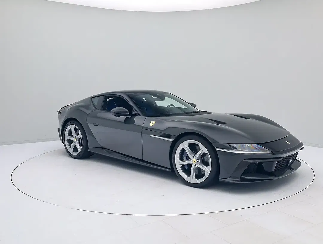 Ferrari 12 Cilindri - Thumbnail 4