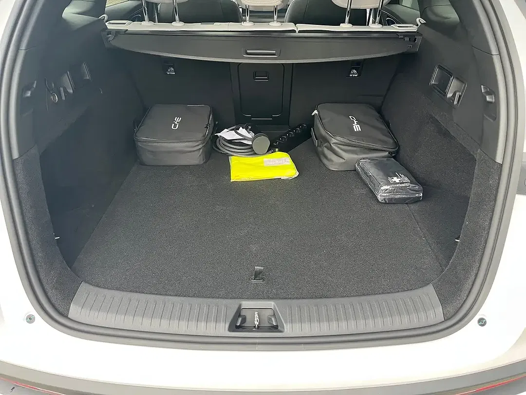 BYD Seal 6 DM-i Touring Comfort - Thumbnail 6
