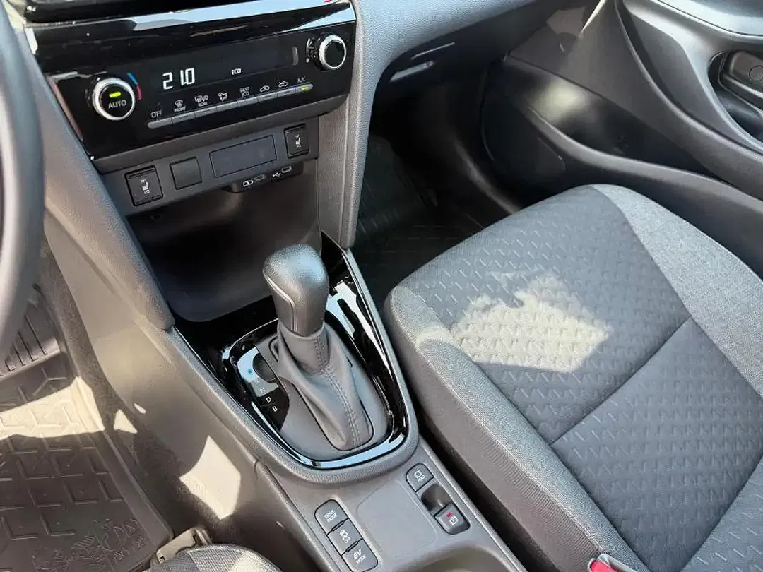 Toyota Yaris Cross Plus Executive - Thumbnail 11