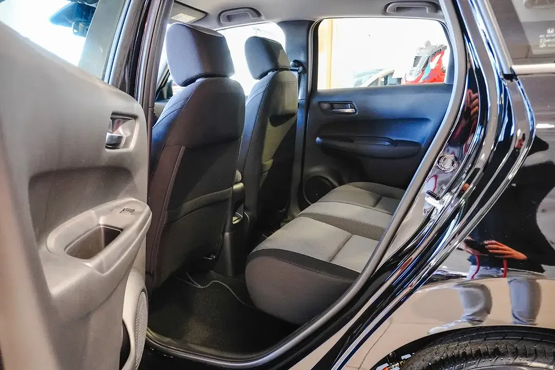 Honda Jazz 1.5 e:HEV CVT Elegance - Thumbnail 11