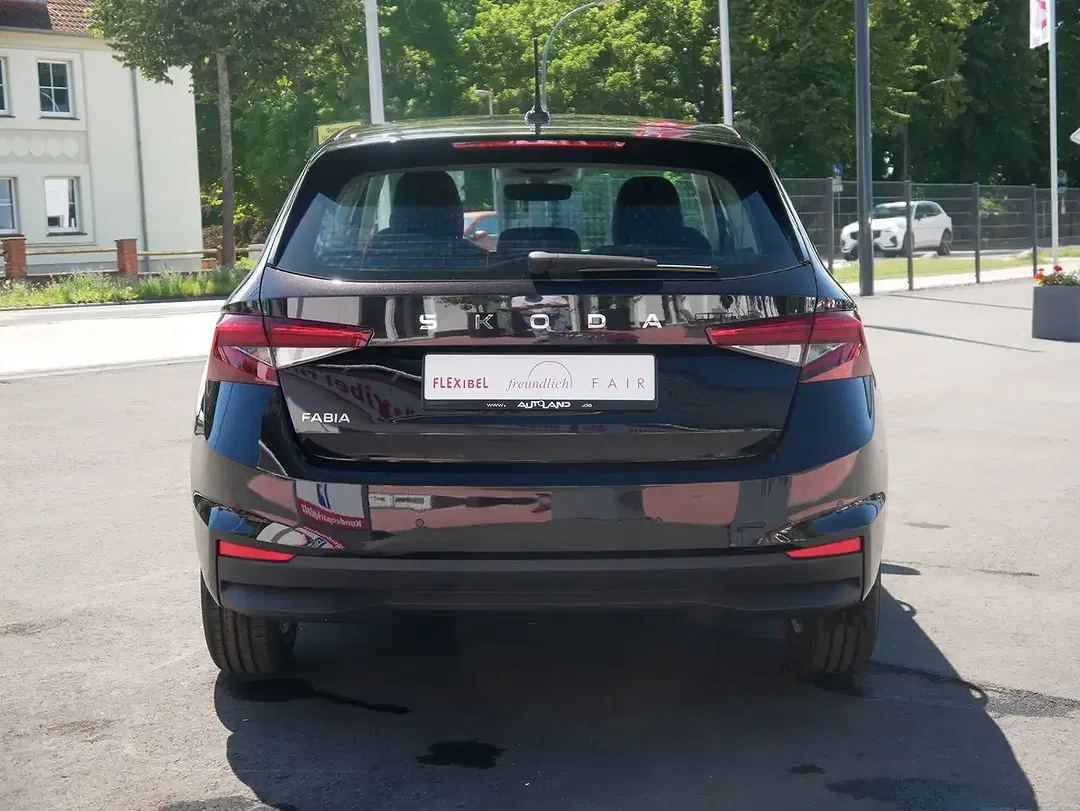 Skoda Fabia 1.0 TSI - Thumbnail 4