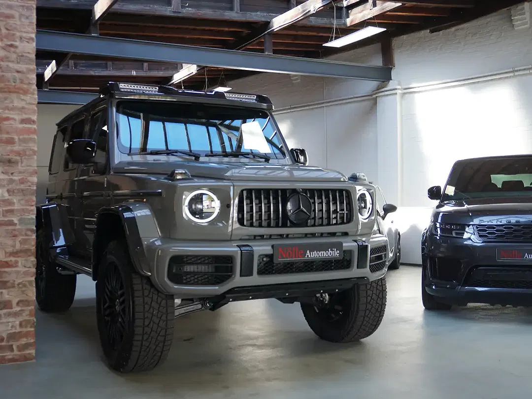Mercedes-Benz G 63 AMG 4x4 Night - Thumbnail 2