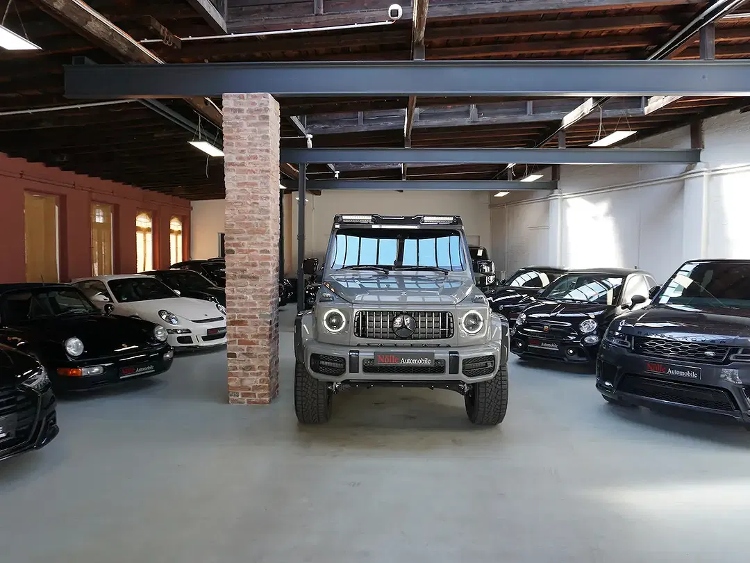 Mercedes-Benz G 63 AMG 4x4 Night - Thumbnail 3