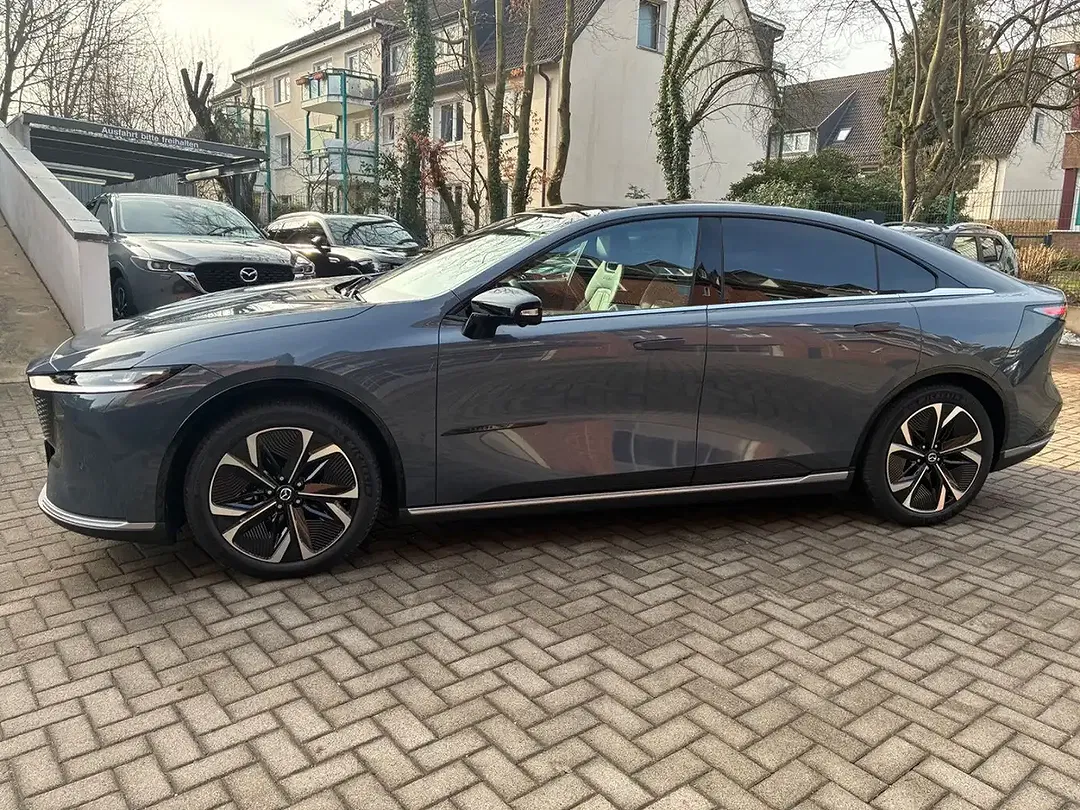 Mazda 6e EV Takumi - Thumbnail 13