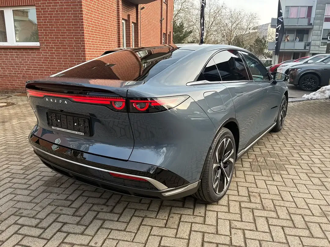 Mazda 6e EV Takumi - Thumbnail 7