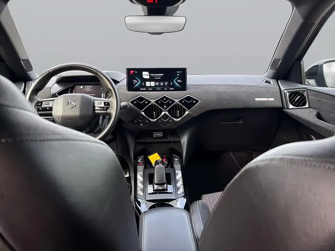 DS Automobiles DS 3 Crossback - Thumbnail 11