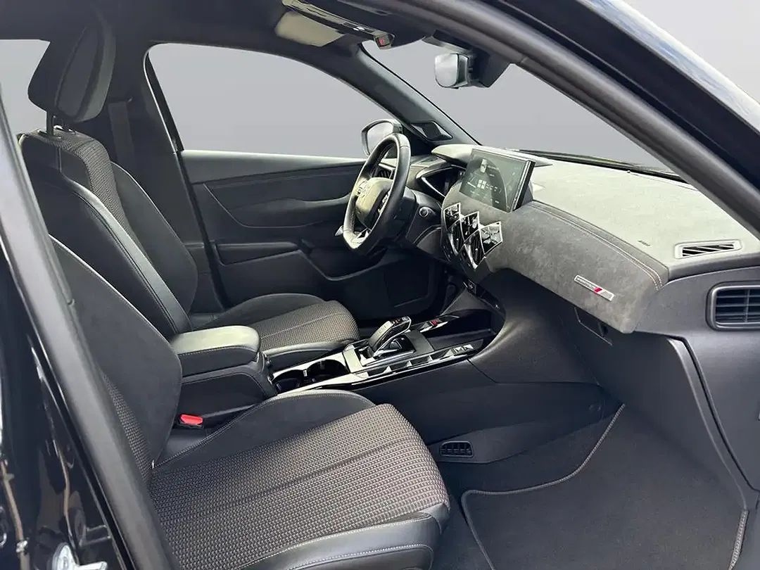 DS Automobiles DS 3 Crossback - Thumbnail 12