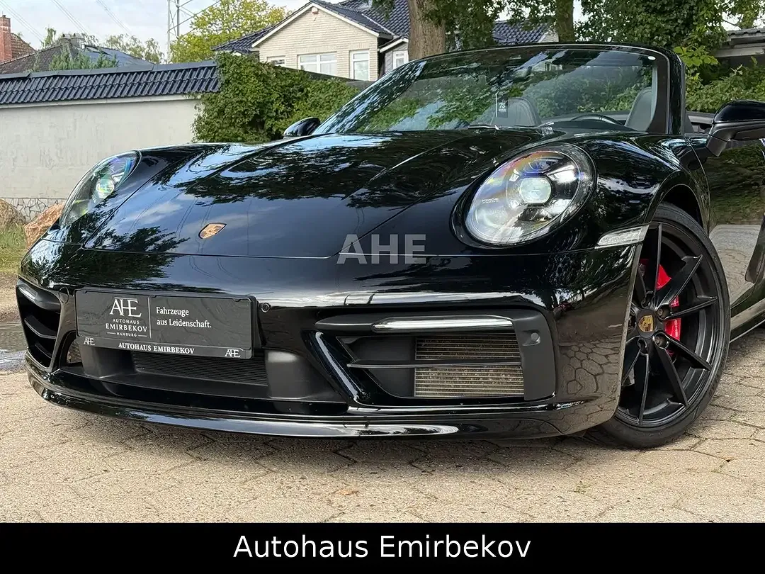Porsche 992 Carrera S Cabriolet - Thumbnail 3