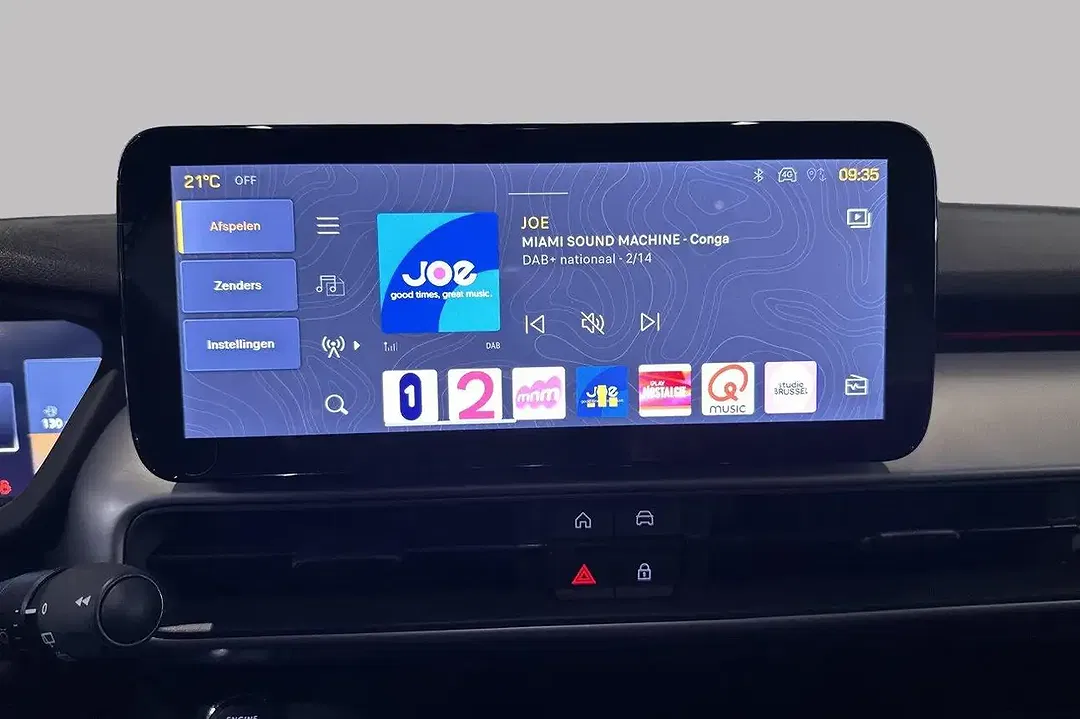 Jeep Avenger 1.2 e-Hybrid - Thumbnail 12