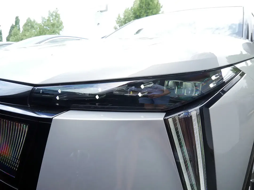 DS Automobiles N°8 - Thumbnail 7
