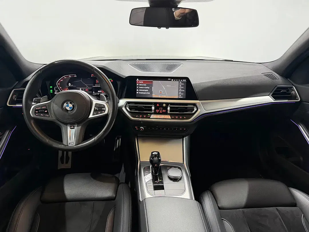 BMW 320 xDrive M Sport - Thumbnail 10