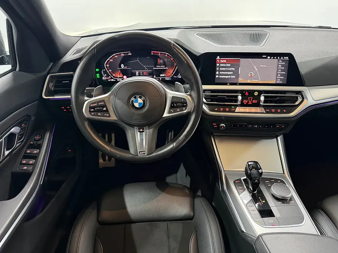 BMW 320 xDrive M Sport - Thumbnail 11