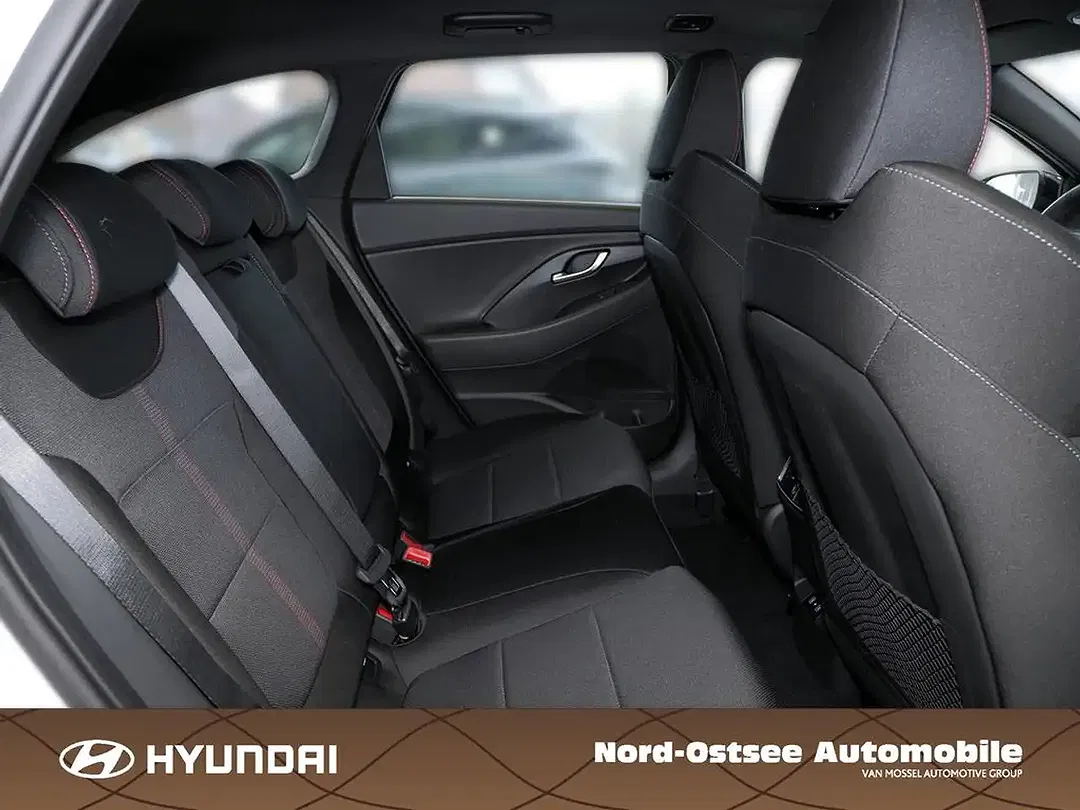 Hyundai i30 N Line cw - Thumbnail 13
