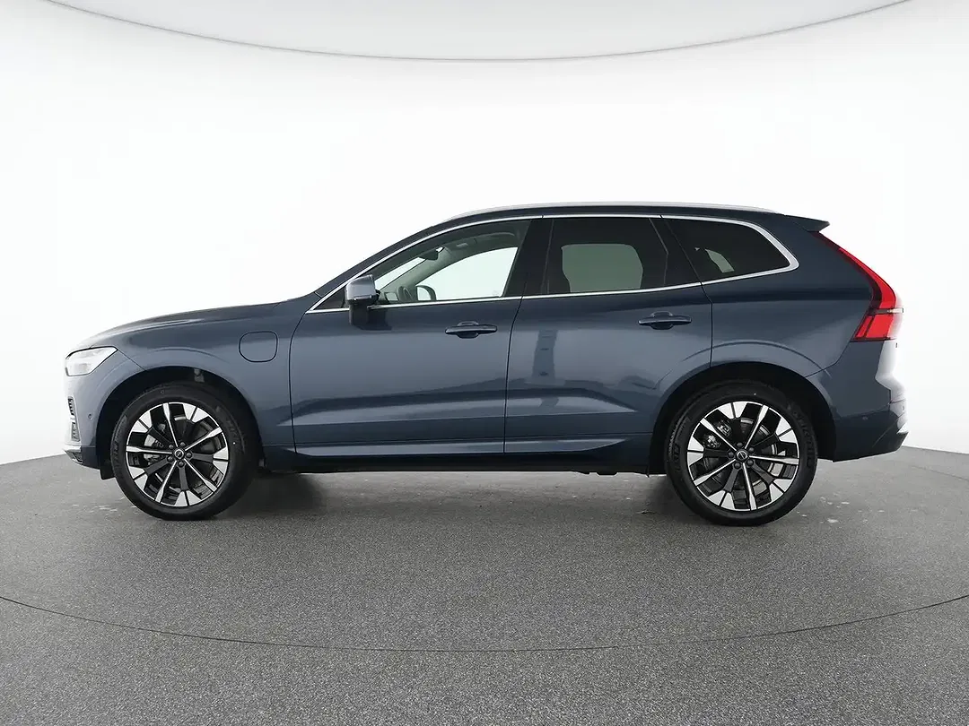 Volvo XC60 T8 AWD Ultra Bright - Thumbnail 10