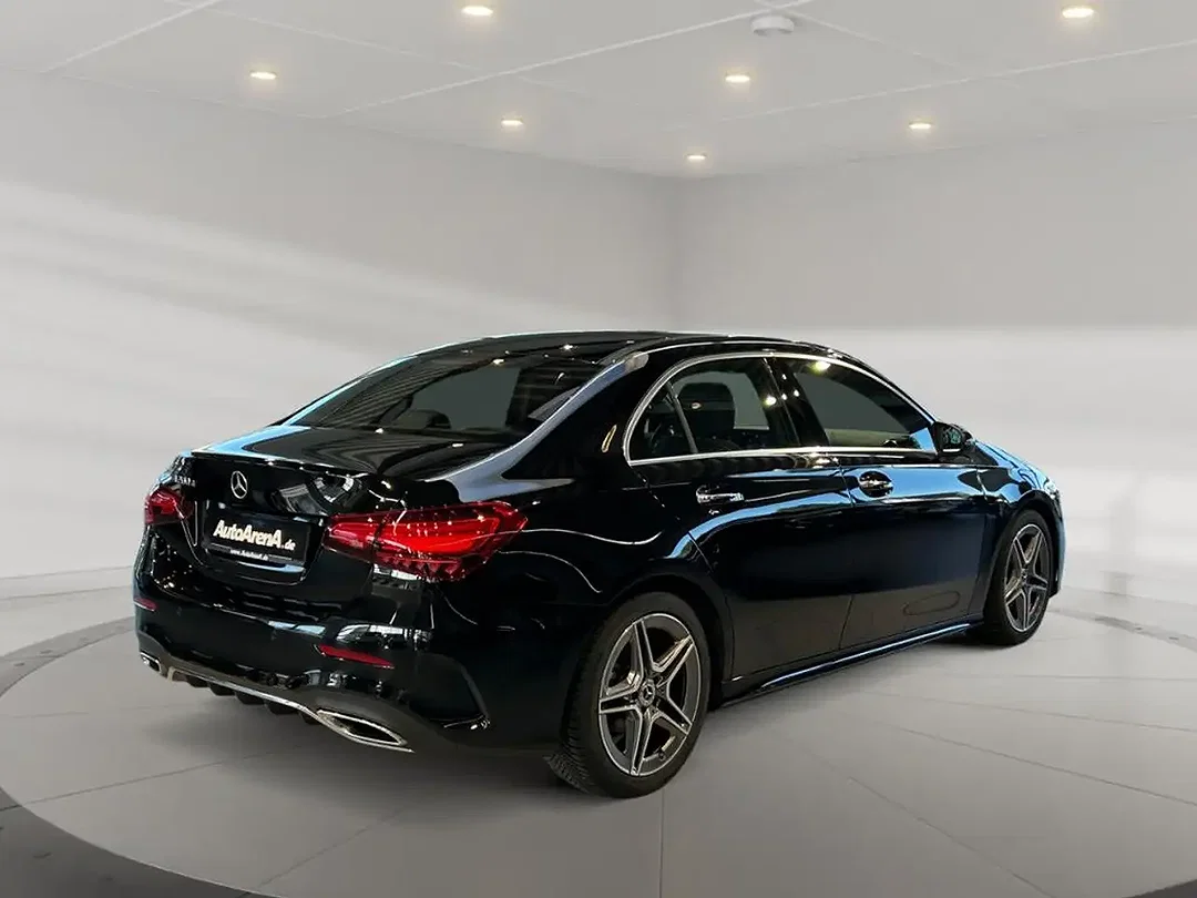 Mercedes-Benz A 200 AMG MBUX - Afbeelding 1