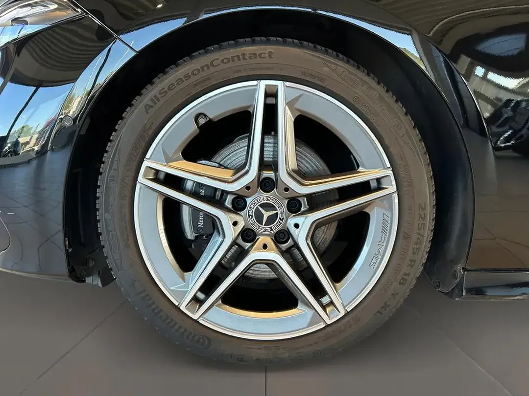 Mercedes-Benz A 200 AMG MBUX - Thumbnail 8
