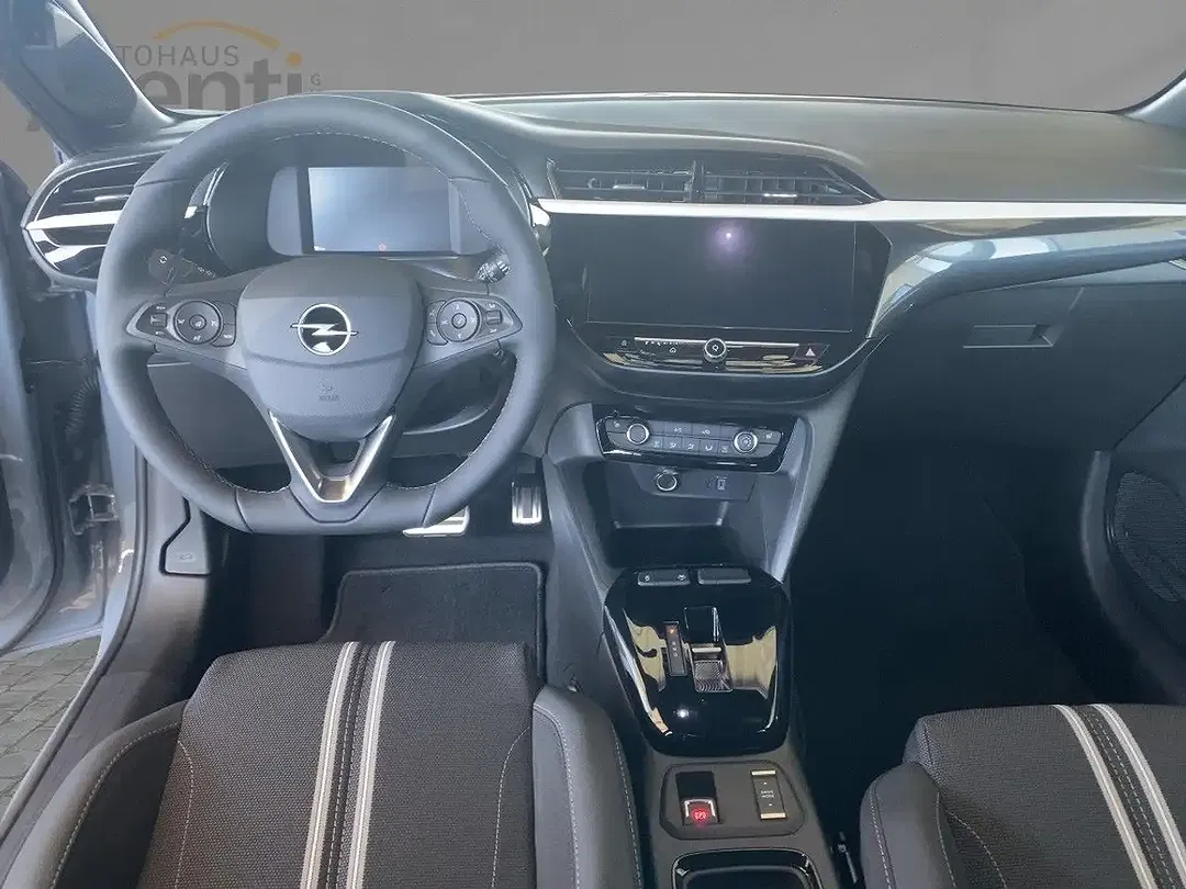 Opel Corsa GS - Thumbnail 3