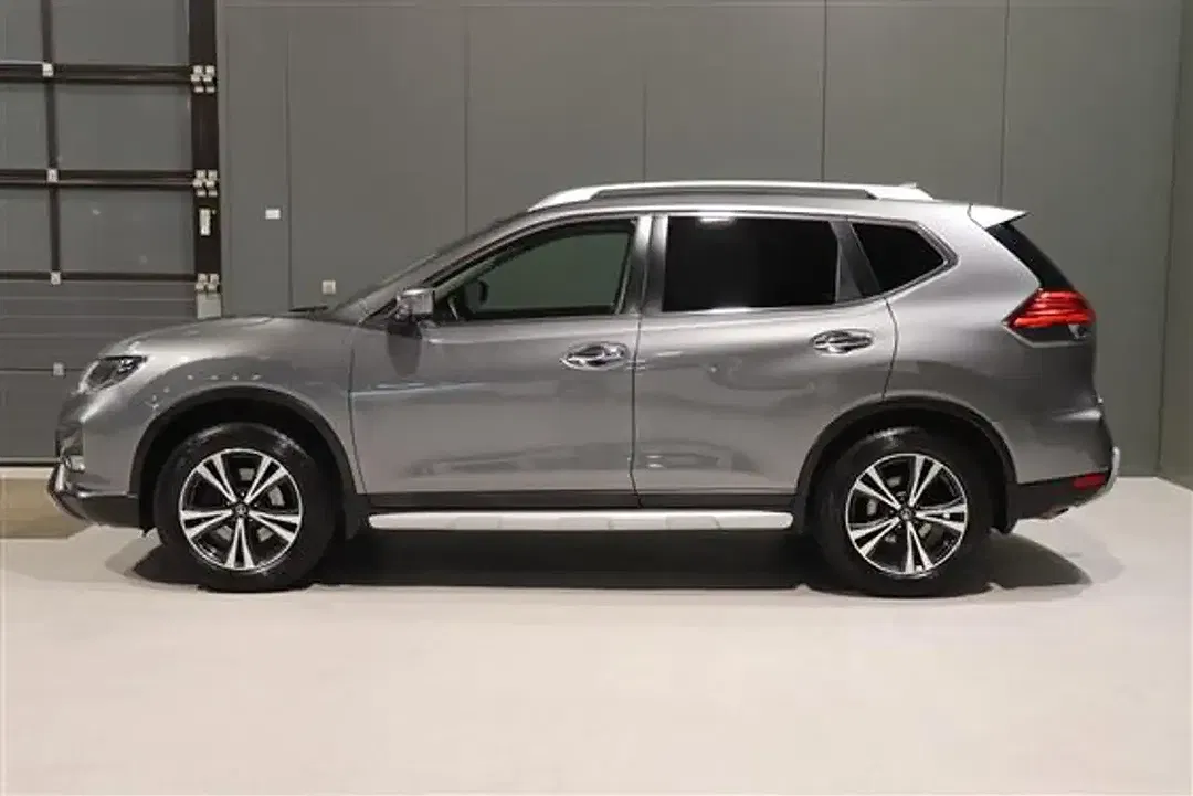 Nissan X-Trail N-Connecta - Thumbnail 3
