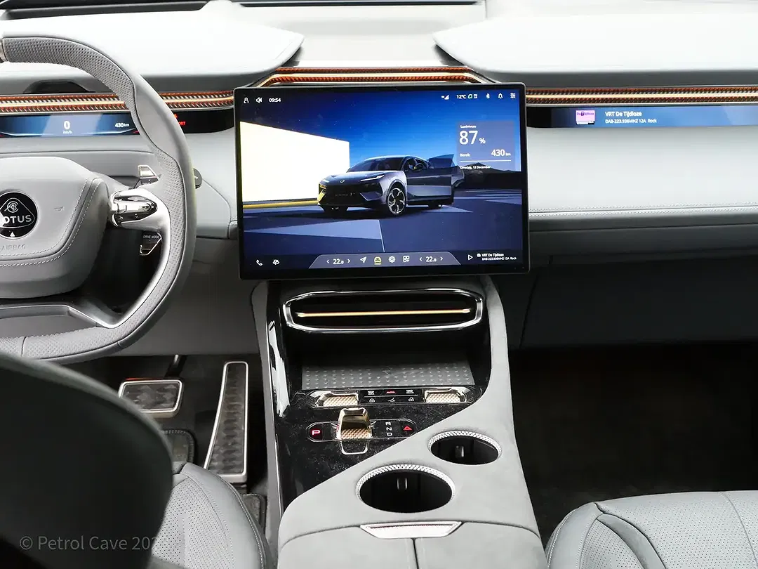 Lotus Eletre S - Thumbnail 11