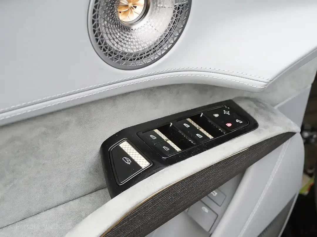 Lotus Eletre S - Thumbnail 13