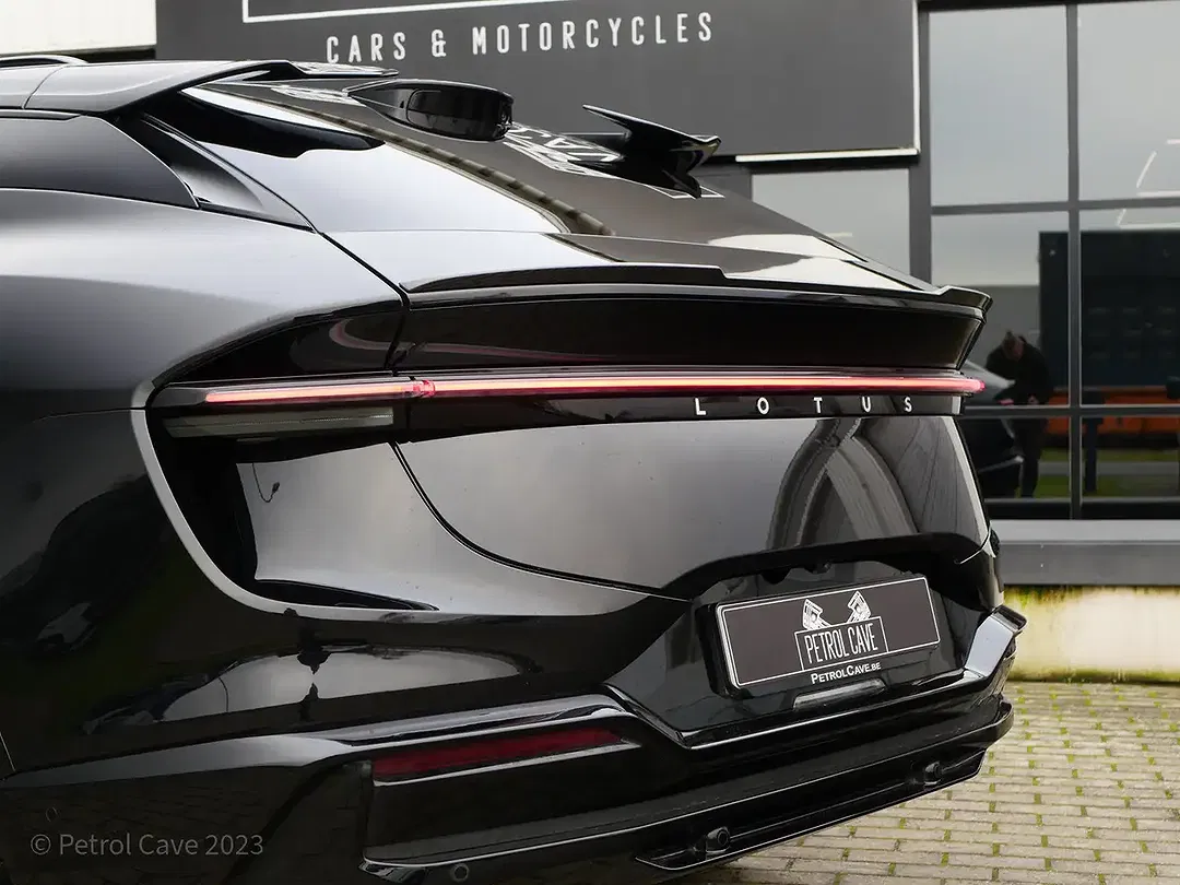 Lotus Eletre S - Thumbnail 15