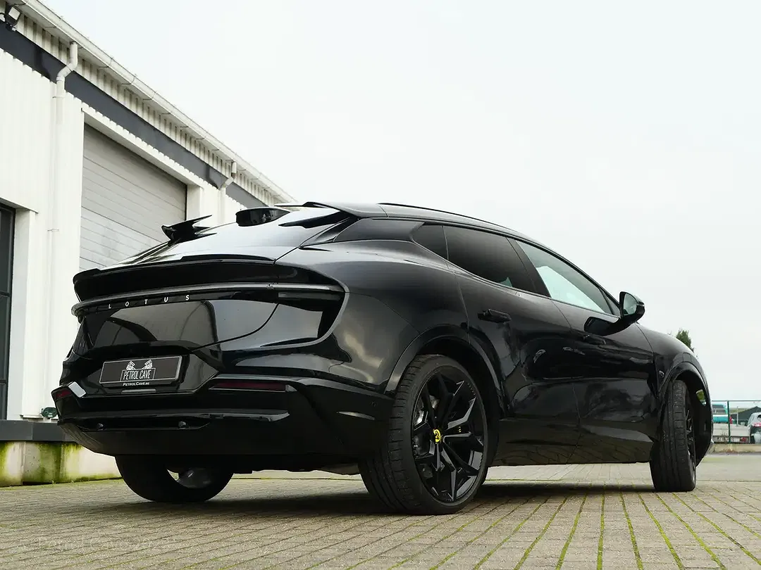 Lotus Eletre S - Thumbnail 23