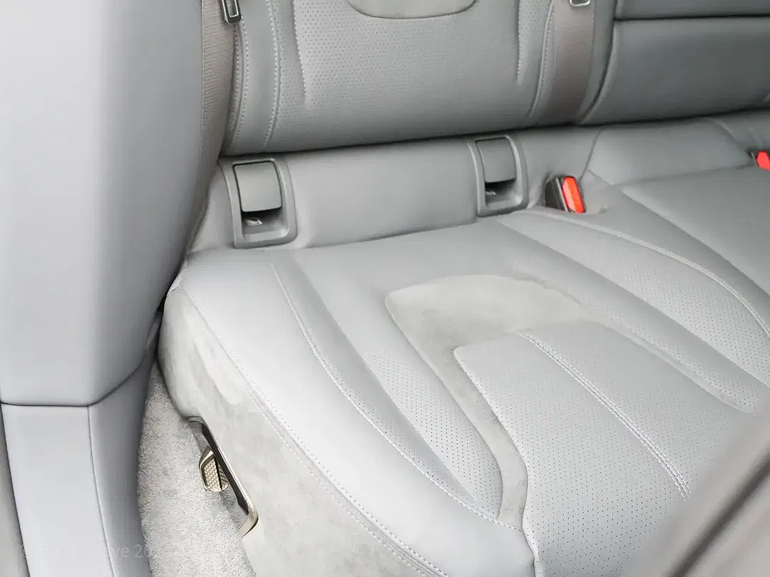 Lotus Eletre S - Thumbnail 26