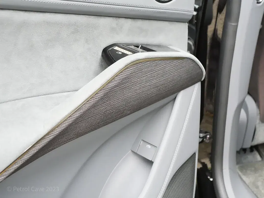 Lotus Eletre S - Thumbnail 29