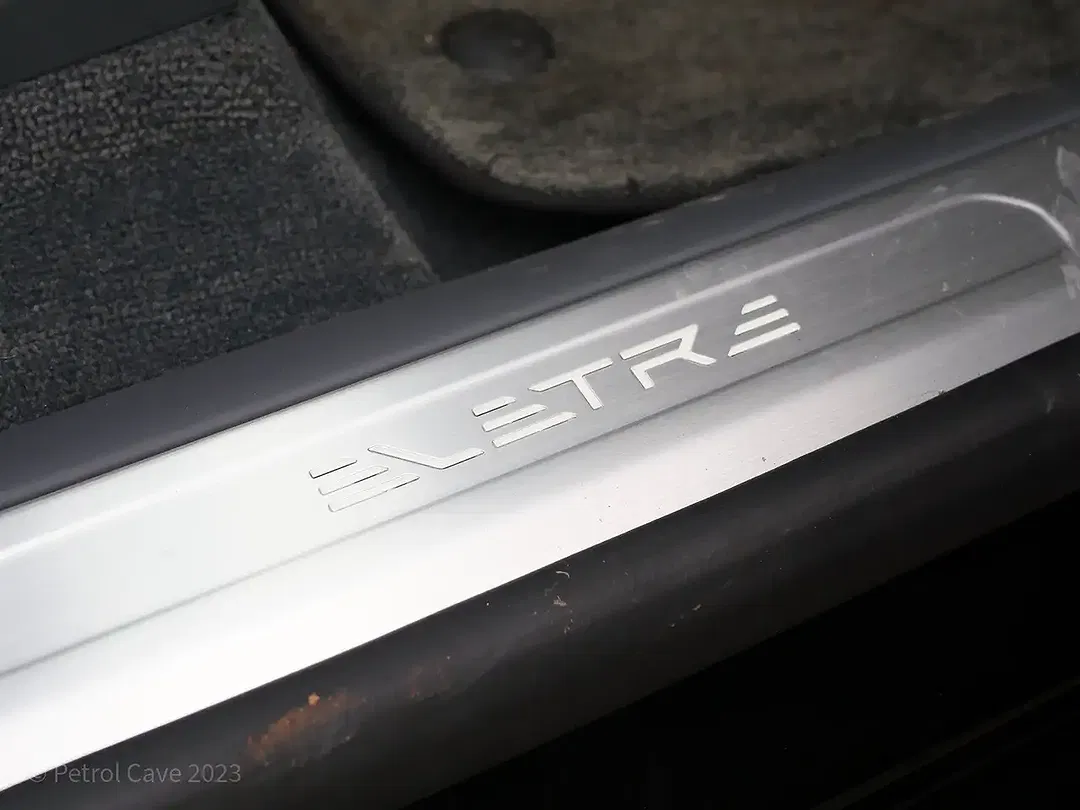 Lotus Eletre S - Thumbnail 31