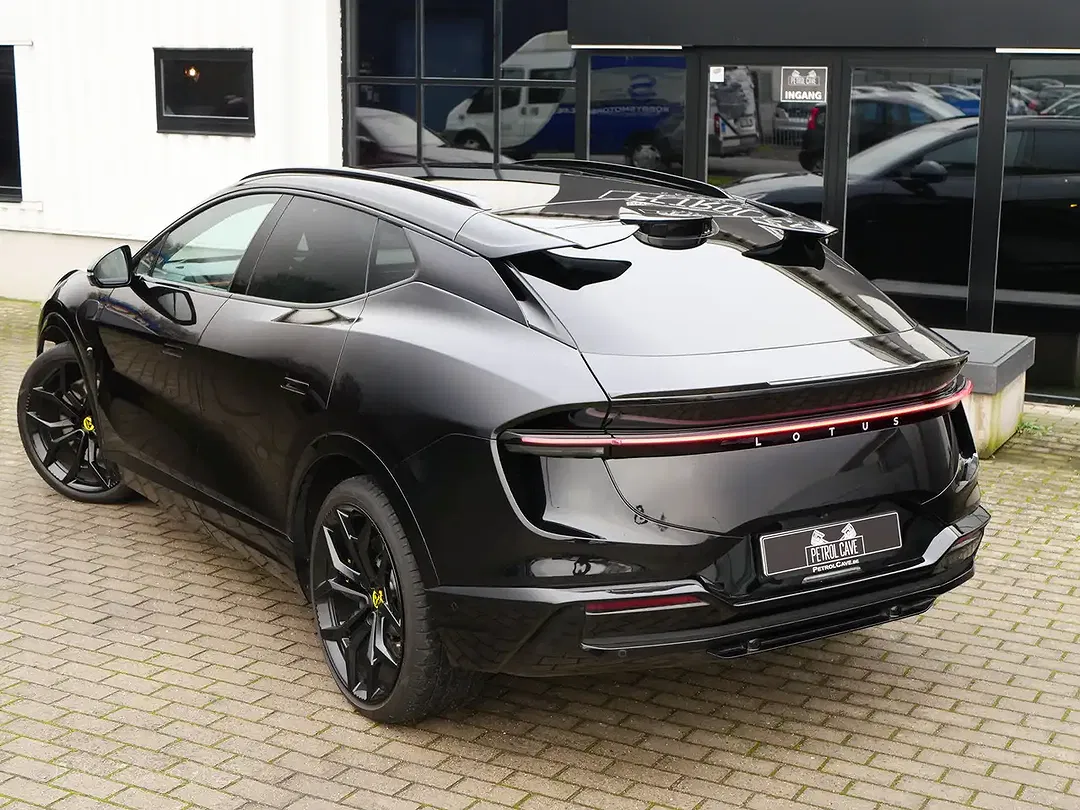 Lotus Eletre S - Thumbnail 9