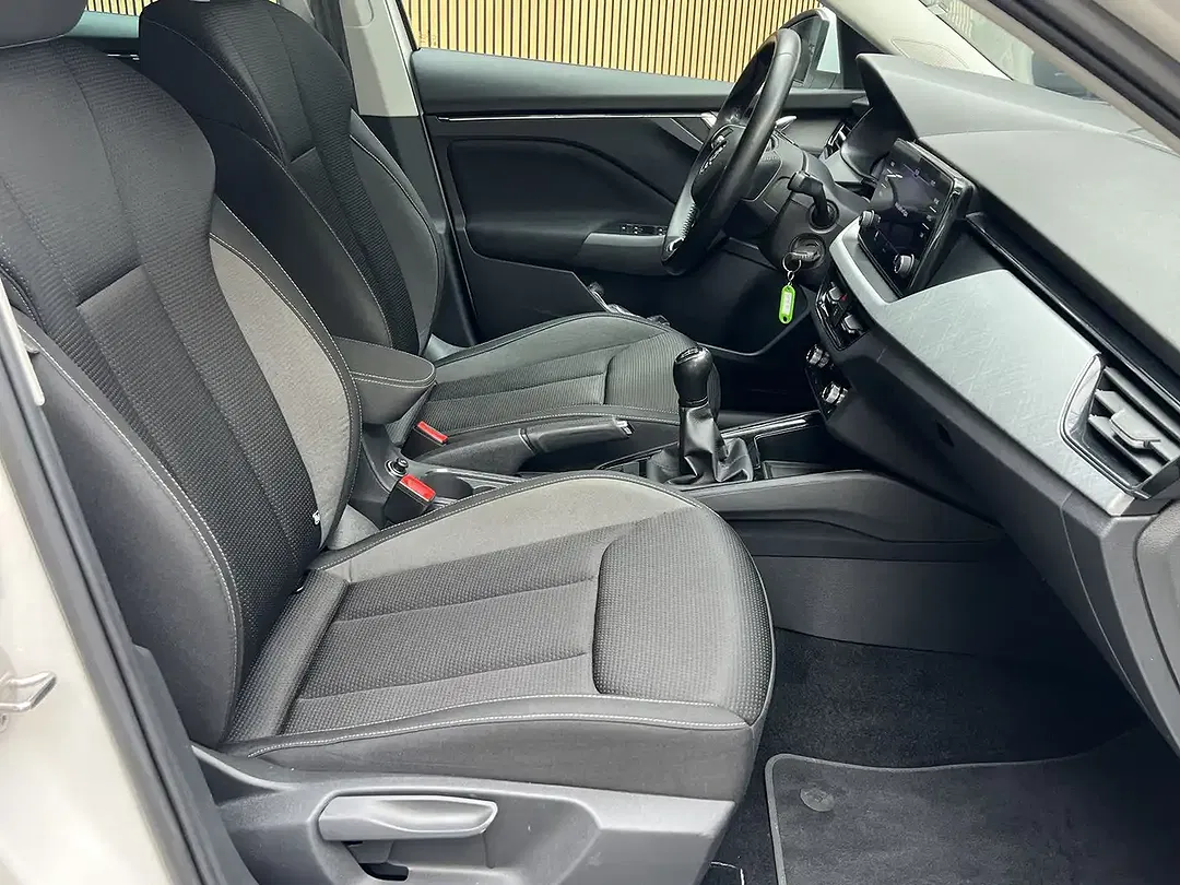 Skoda Scala 1.0 TSI Tour - foto 15