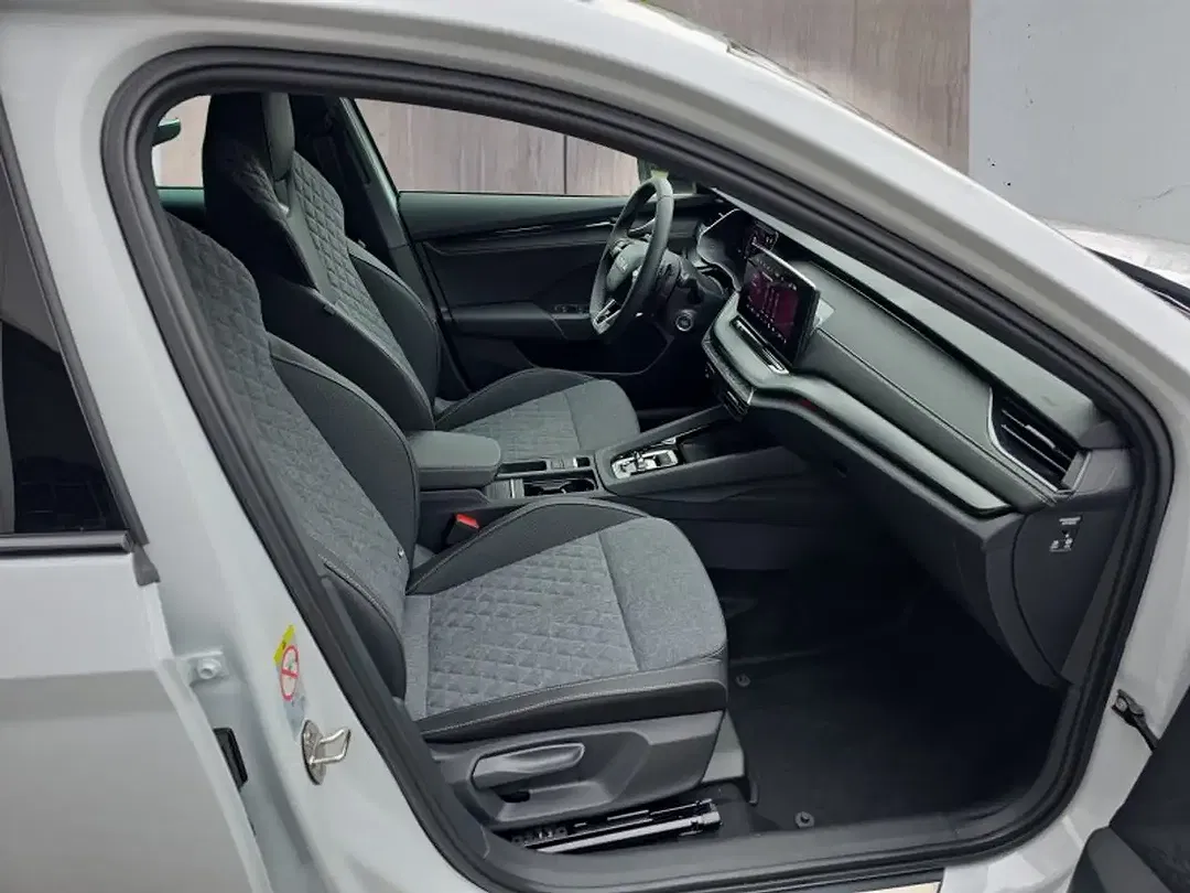 Skoda Octavia 1.5 TSI MHEV Combi Sportline - foto 15