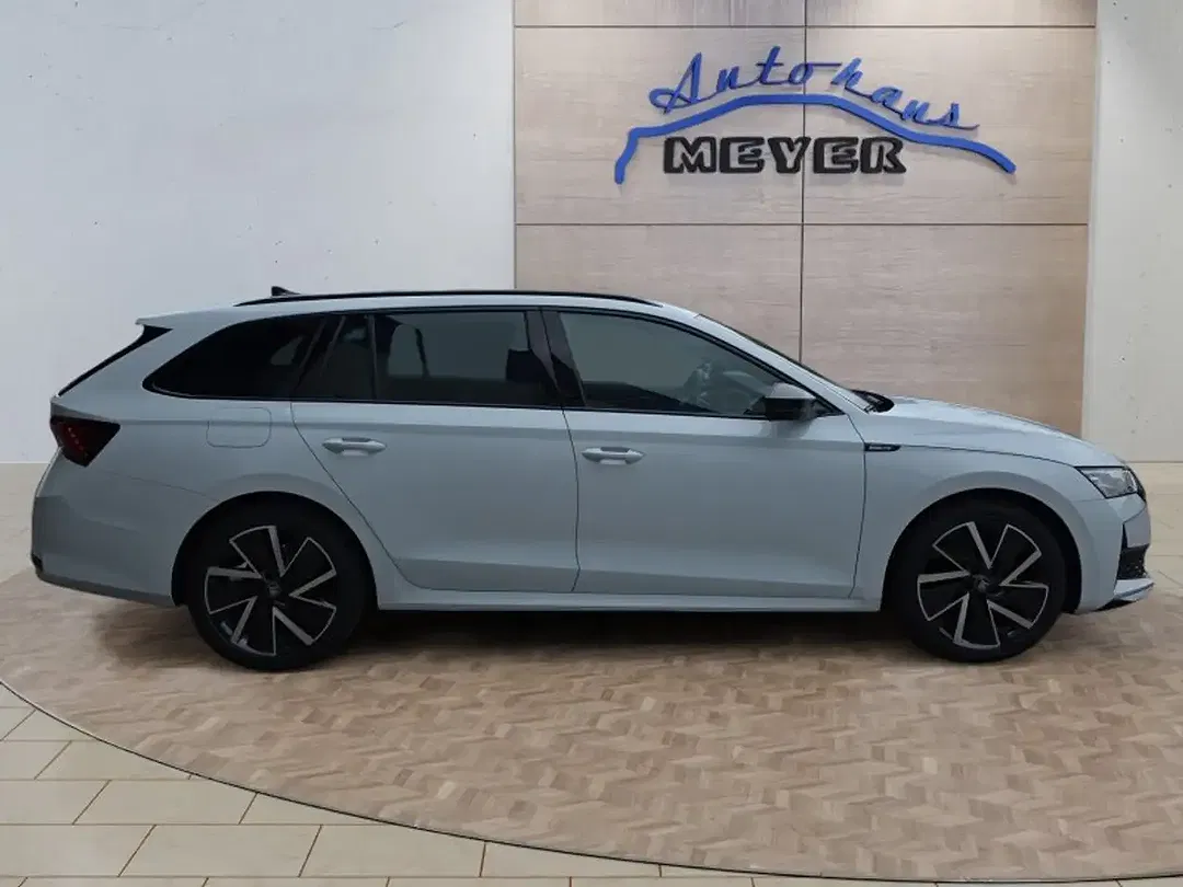 Skoda Octavia 1.5 TSI MHEV Combi Sportline - Thumbnail 6