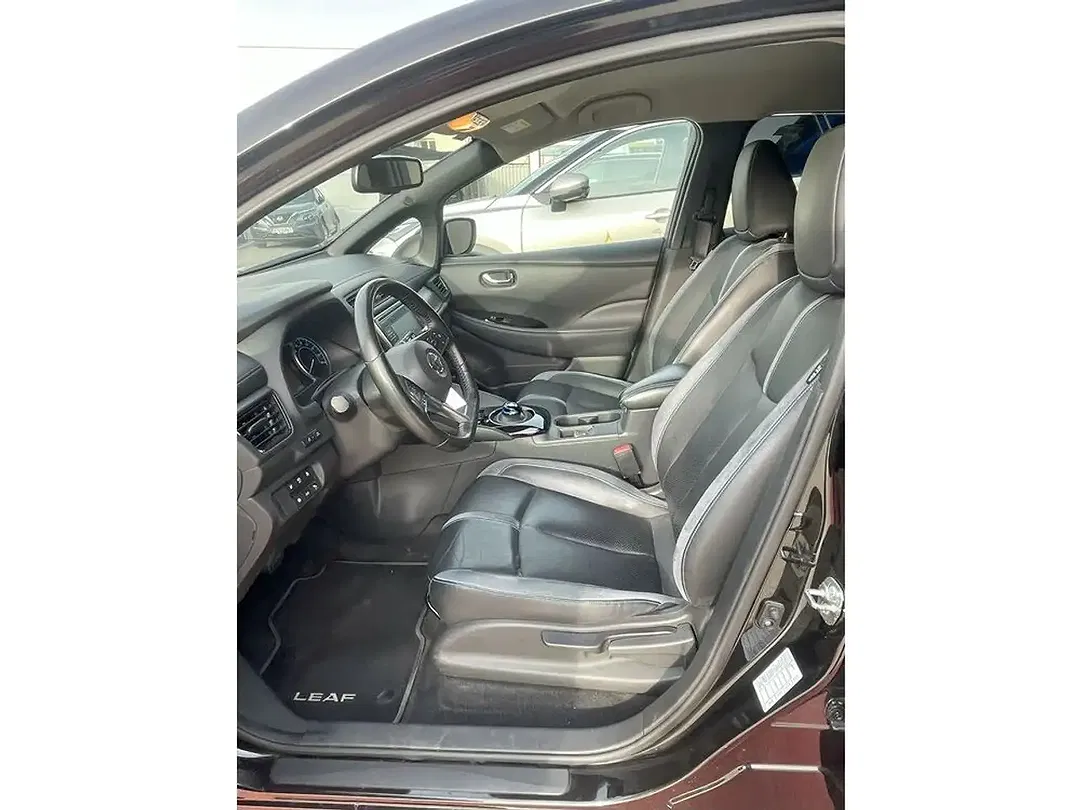 Nissan Leaf Tekna - Thumbnail 7