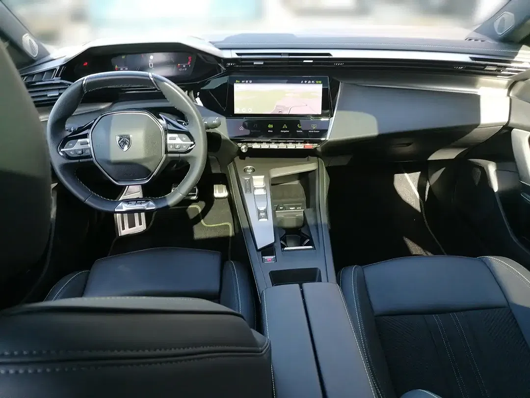 Peugeot 408 136 e-DSC6 Hybrid GT - Thumbnail 10