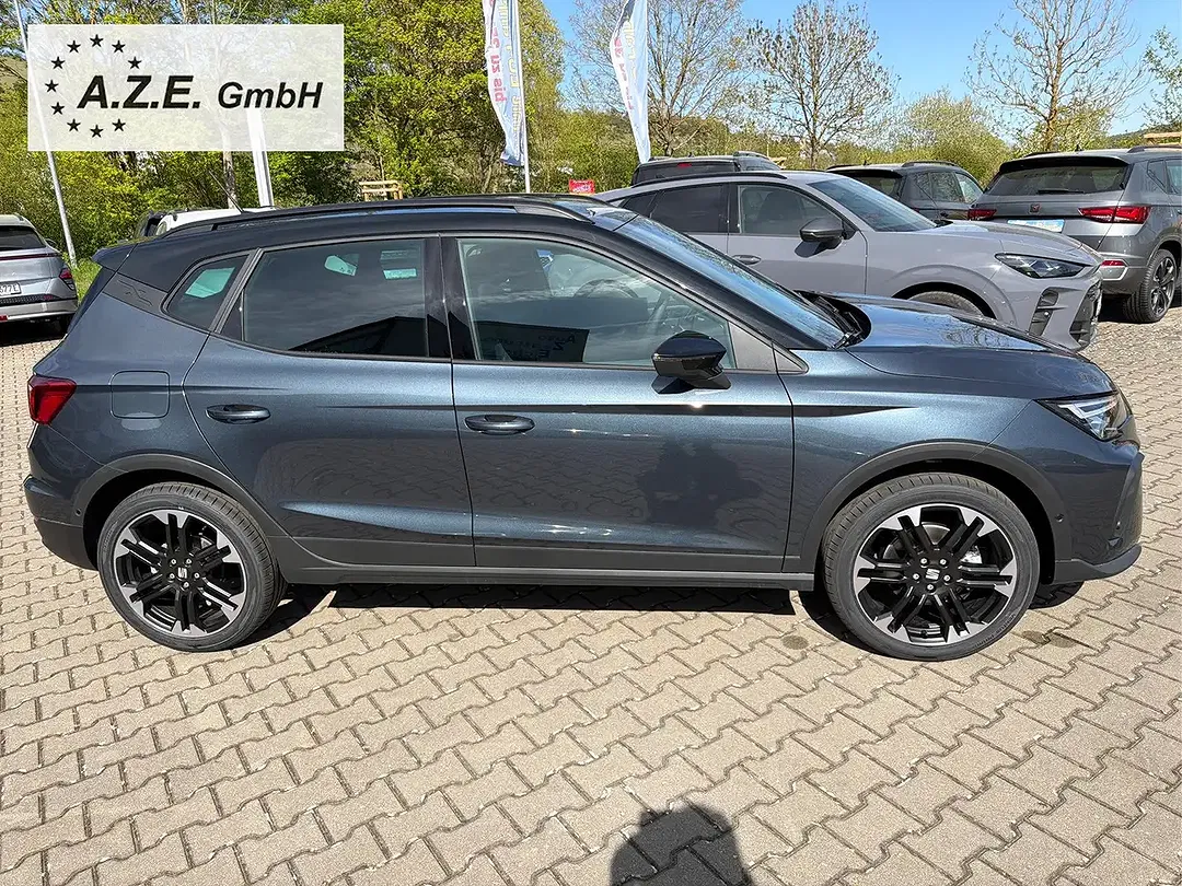 SEAT Arona 1.5 TSI DSG Style - Thumbnail 4