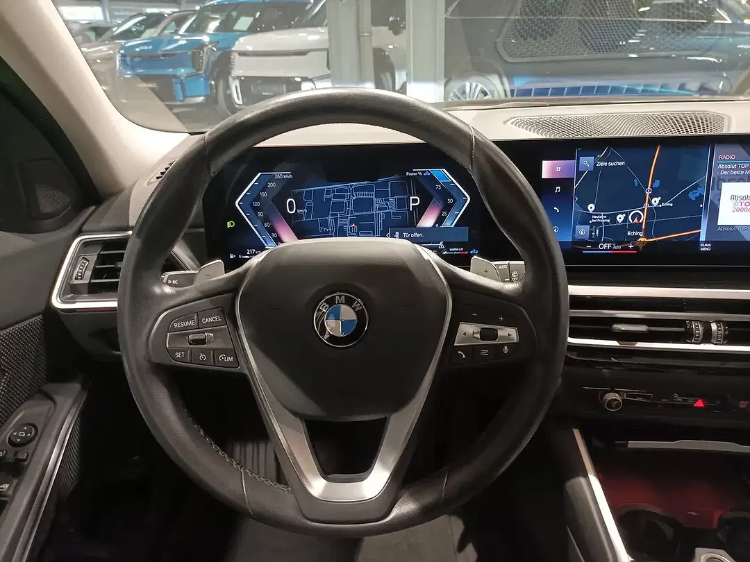 BMW 320 xDrive - Thumbnail 10