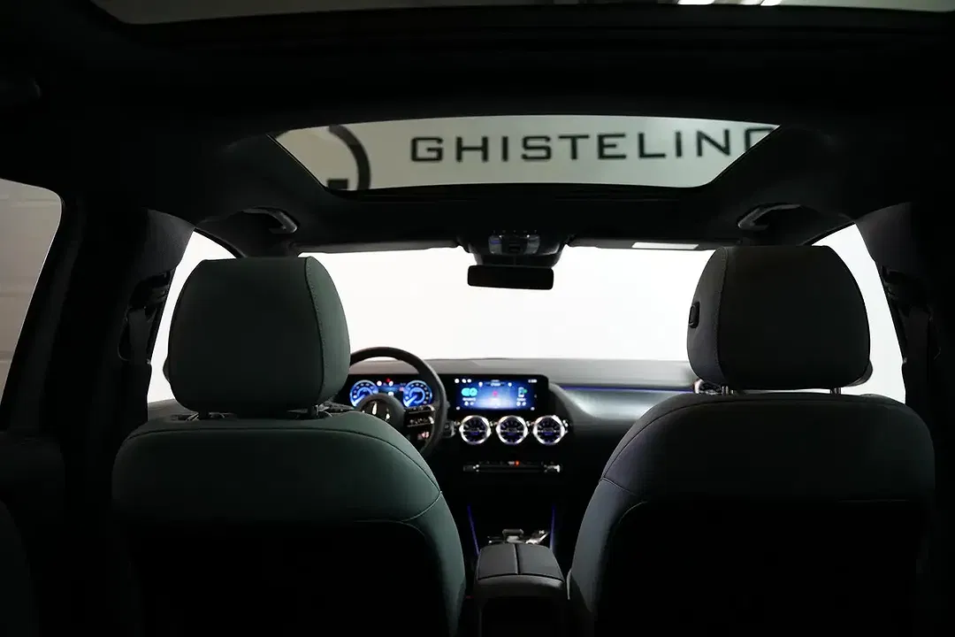 Mercedes-Benz EQA 250 Edition - Thumbnail 11
