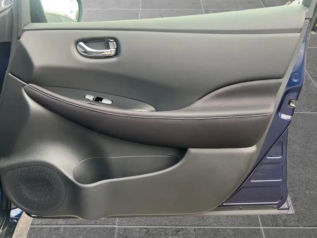 Nissan Leaf N-Connecta - Thumbnail 11