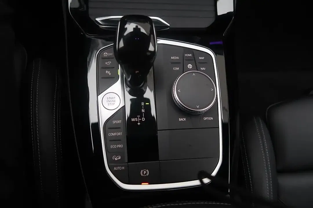 BMW X3 AUT xDrive - Thumbnail 13