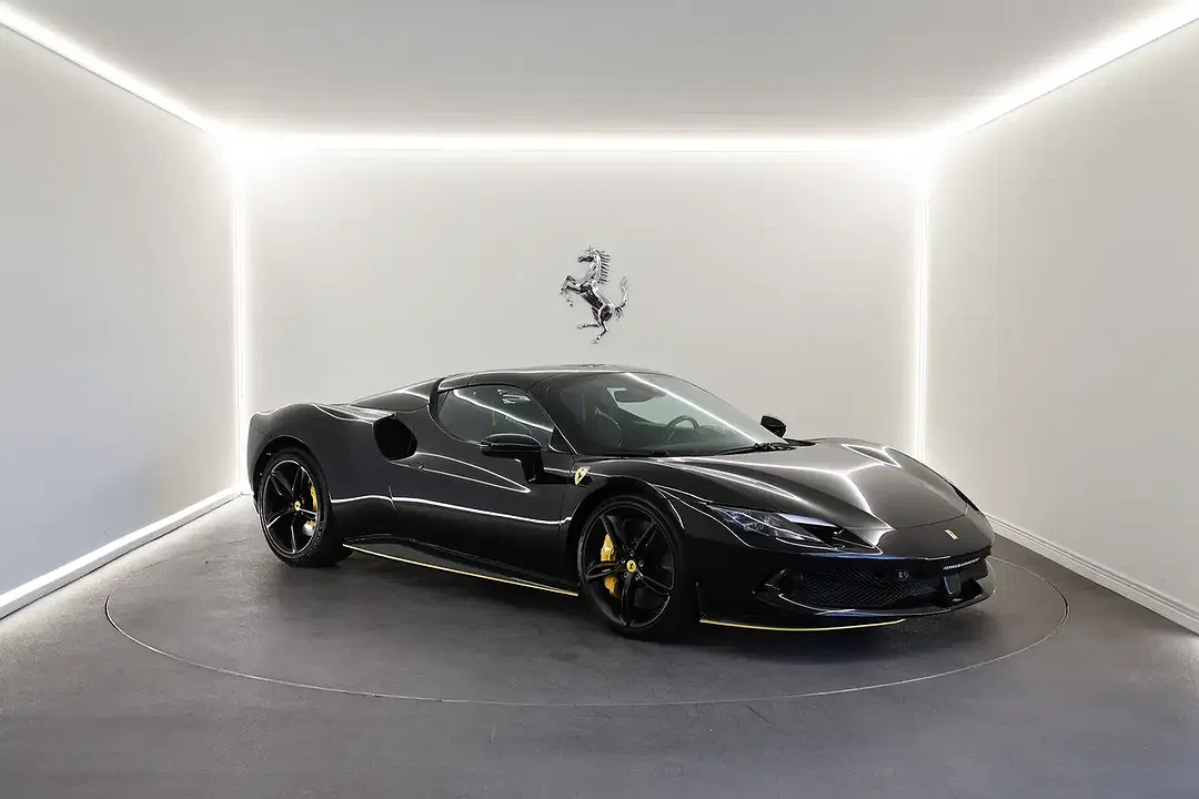 Ferrari 296 GTS Atelier - Thumbnail 12