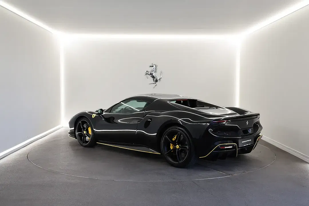 Ferrari 296 GTS Atelier - Thumbnail 5