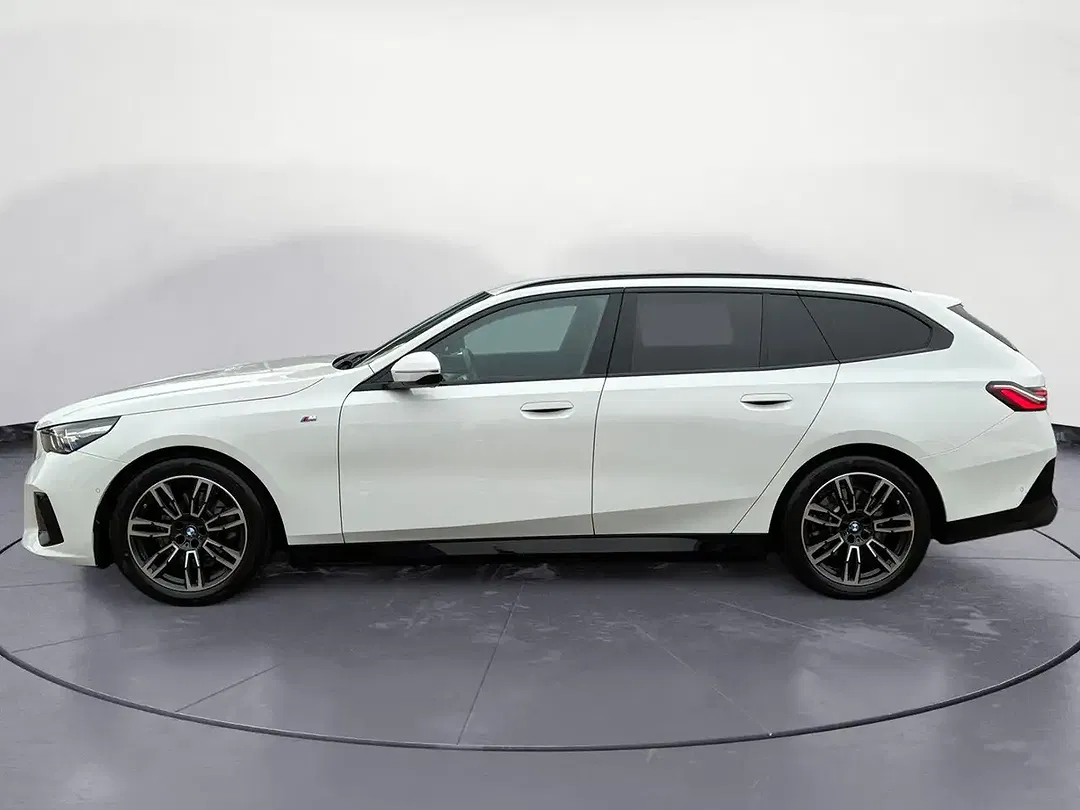 BMW 520 M Touring - Thumbnail 3