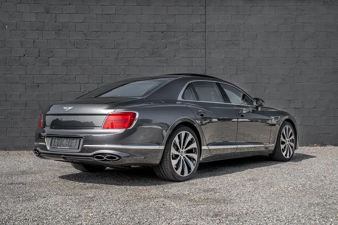 Bentley Flying Spur 4.0 V8 Azure - Thumbnail 3