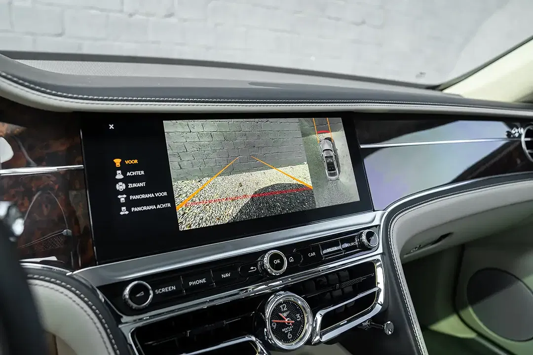 Bentley Flying Spur 4.0 V8 Azure - Thumbnail 9