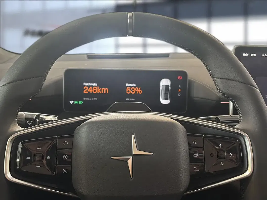 Polestar 4 Long Range - Thumbnail 11