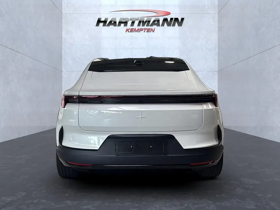Polestar 4 Long Range - Thumbnail 7