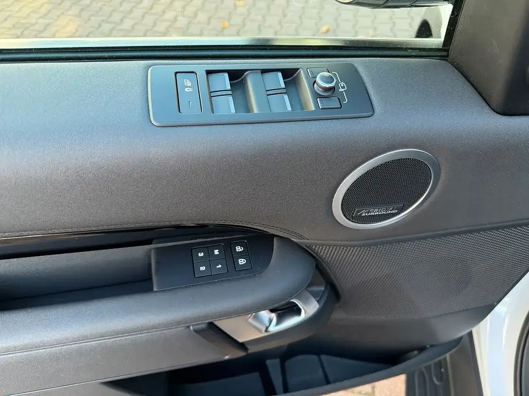 Land Rover Discovery D250 4x4 SE - foto 15