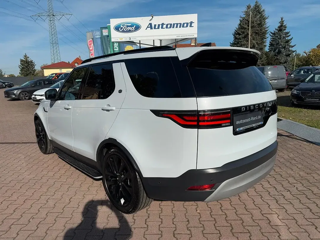 Land Rover Discovery D250 4x4 SE - Thumbnail 4