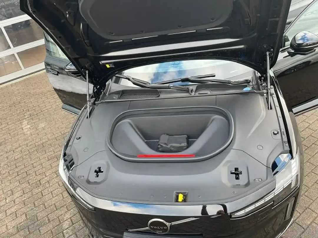 Volvo ES90 Single Motor Extended Range Ultra - Thumbnail 12